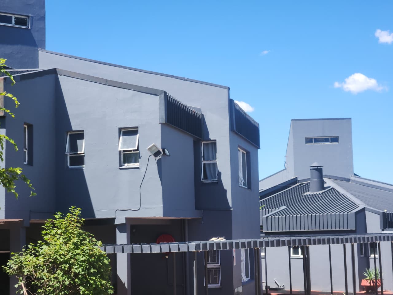 Exterior of Legends Lodge student residence