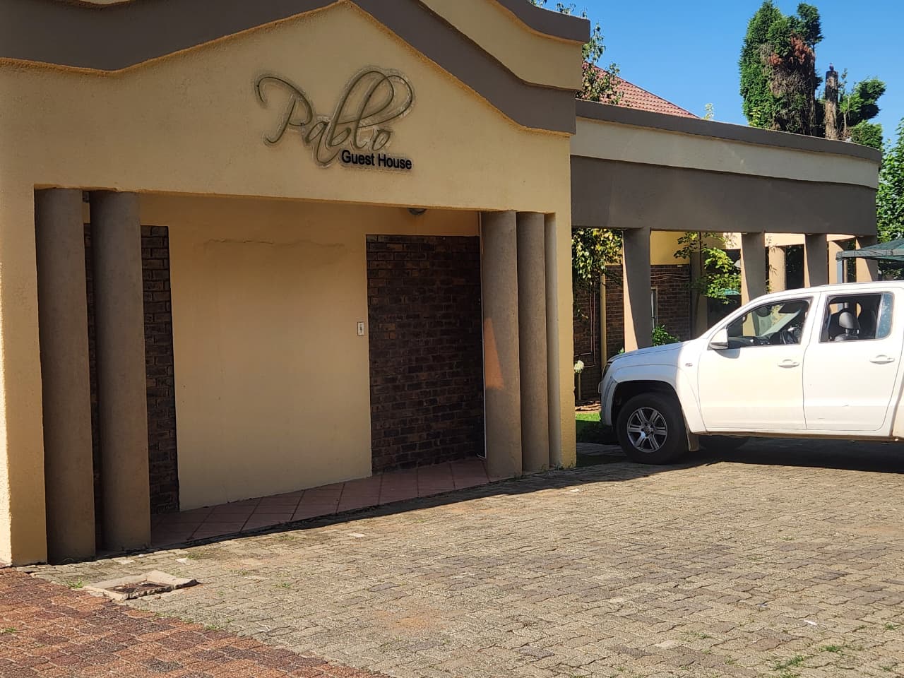 Pablo Guest house exterior